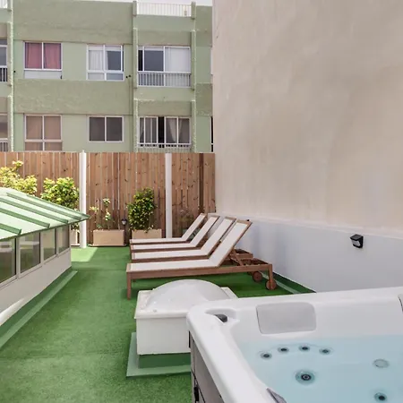 Medano Surfers Cove Rooftop & Jacuzzi 別荘 *